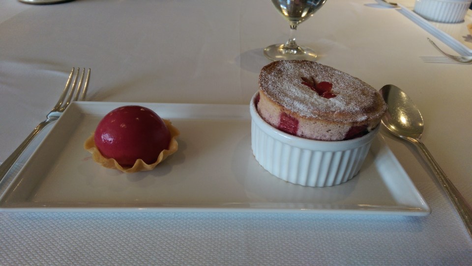 Raspberry soufflé