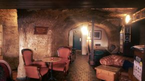 Hand and Heart - Nottingham