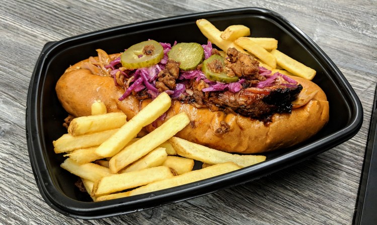 Chicken & Pulled Pork Sandwich - Reds